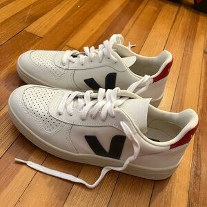 Veja Women’s Sneakers, Size 38
